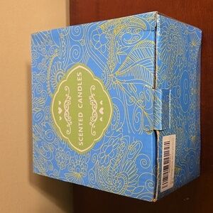 Scented Candle Tins Set of 8 Various Fragrances NWT